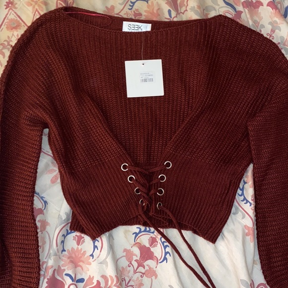 LF Seek Burgundy Cropped Lace Up Knit Sweater Grommet Tie Front Cinched Waist xs - Picture 2 of 6
